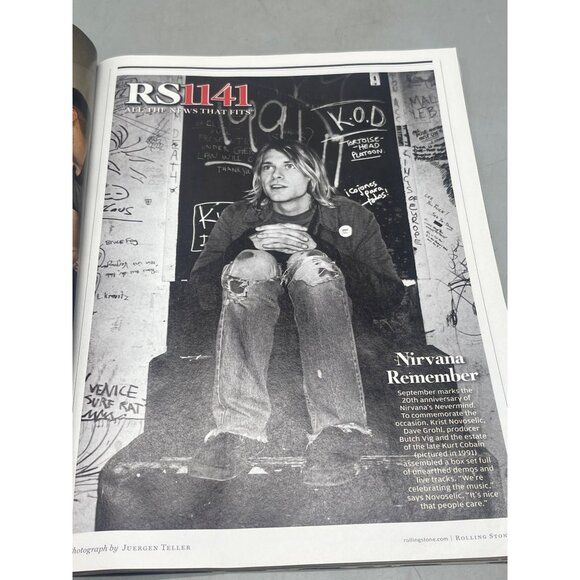 Rolling stone magazine paperback October 2011 82 pages R.E.M quits English READ - Picture 3 of 5